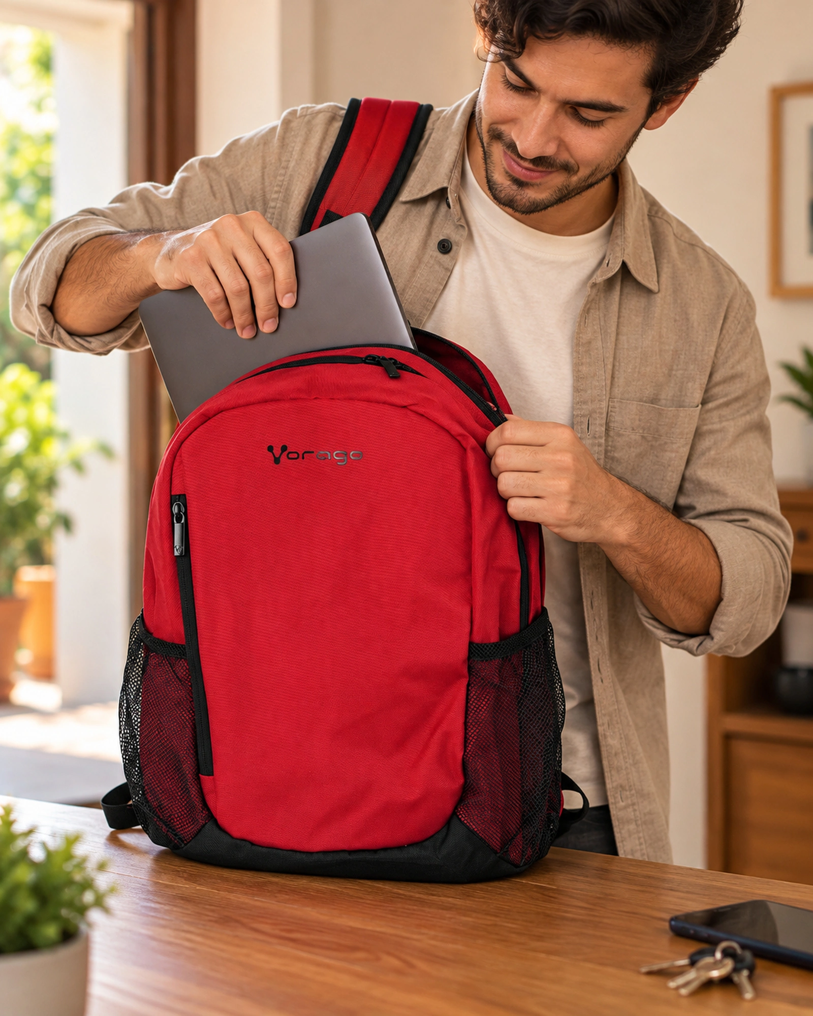 Mochila Vorago BP-150 ecológica rpet laptop 15.6" marron / negro en uso